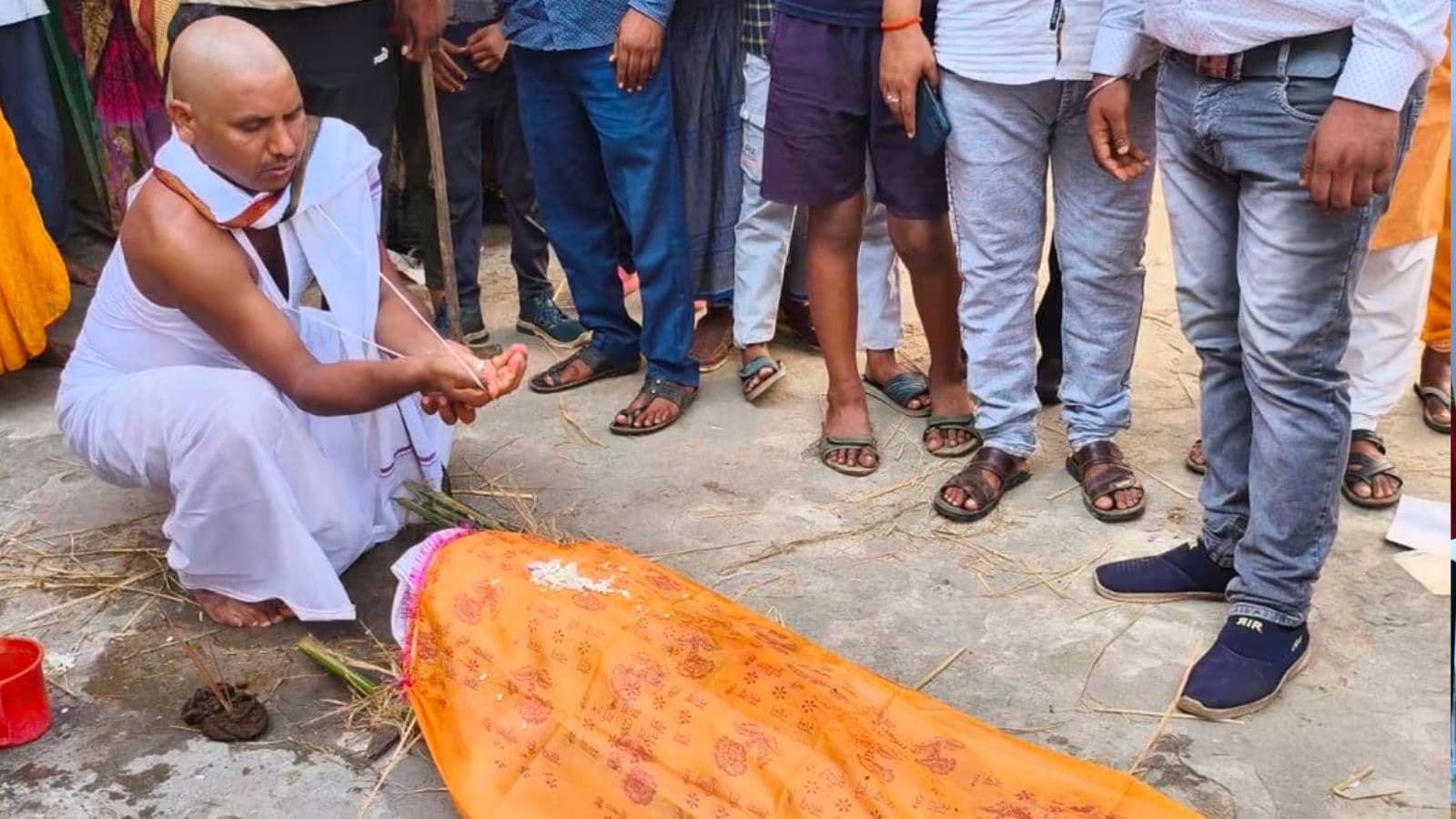 Funeral for Living Woman: A Shocking Case of Caste and Family 'Honour' in Jharkhand