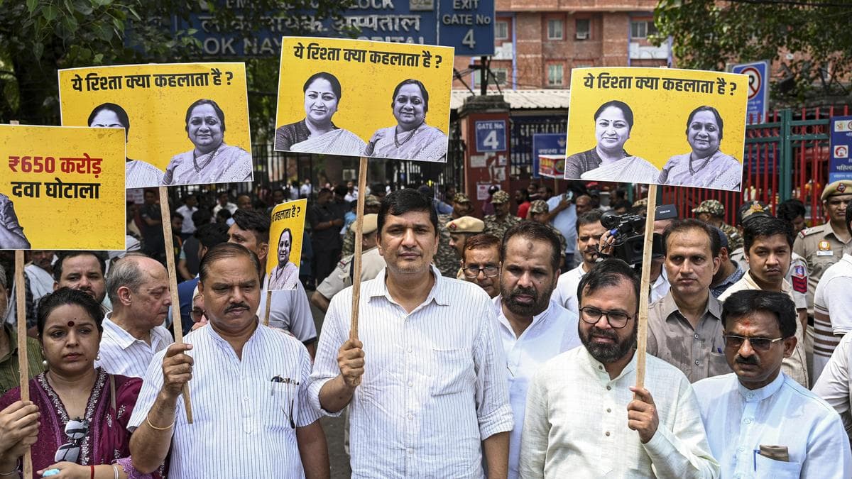 Delhi AAP Unleashes Fury Over Alleged ₹650 Crore Health Scam